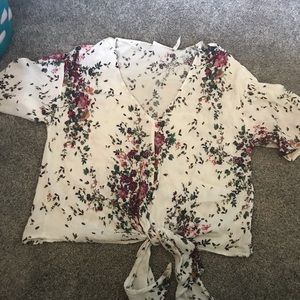Luq floral tie front top